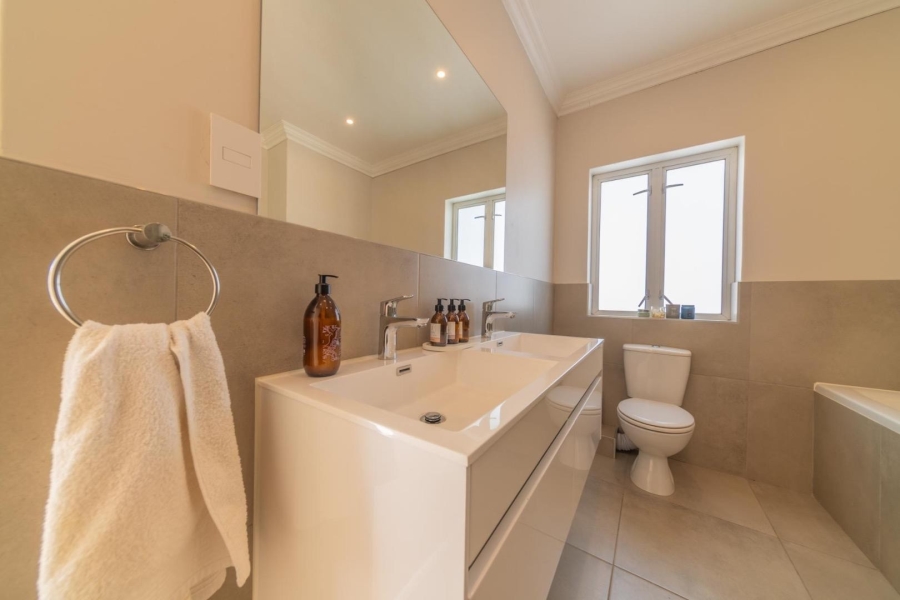 3 Bedroom Property for Sale in Koelenbosch Country Estate Western Cape